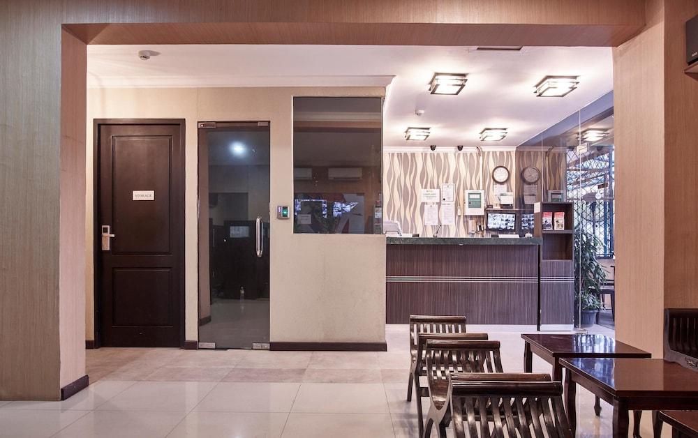 Twins Hotel Jakarta Exterior foto